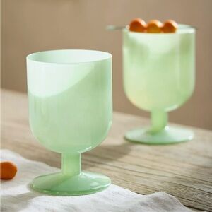 Terrain Handmade green Milky Footed globet asses 11.5 oz retired nWOT 5"H